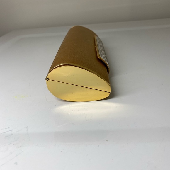 Satin evening bag. 304 crystals on clasp! Wear this 2 ways! - Picture 8 of 12